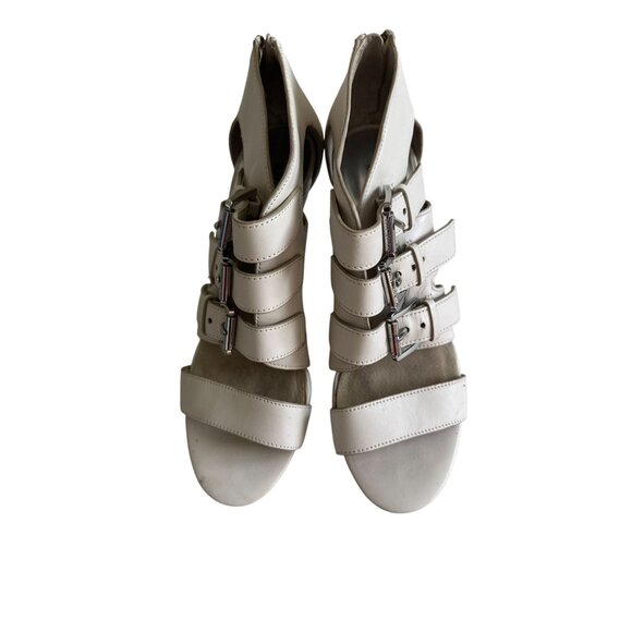 MICHAEL KORS Cream Leather Buckle Heels Sandals Size 6.5 - Picture 4 of 10